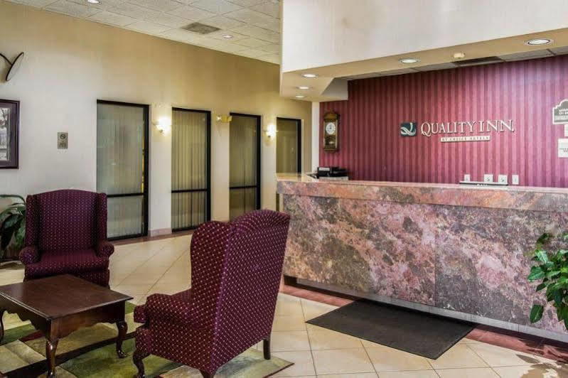 コンフォート イン アンド スイーツ モックスビル インターステート 40 Mocksville エクステリア 写真
